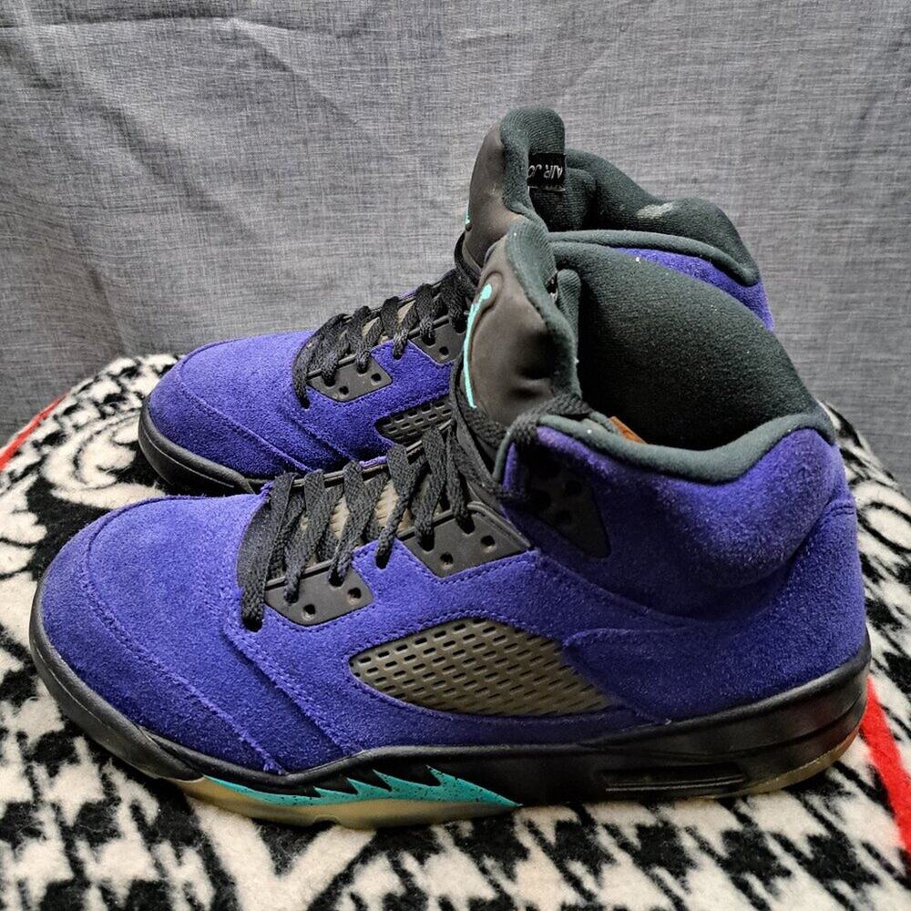 %Size 11 Nike Air Jordan 5 Retro Suede Alternate Grape Men AJ19